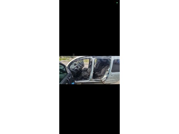 Sahibinden Renault Kangoo Multix 1.5 dCi Authentique 2011 Model