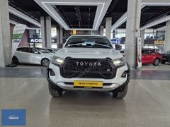 2025 BOYASIZ TOYOTA HILUX 2.8 D-4D 4X4 GR SPORT 360K/JBL/%20