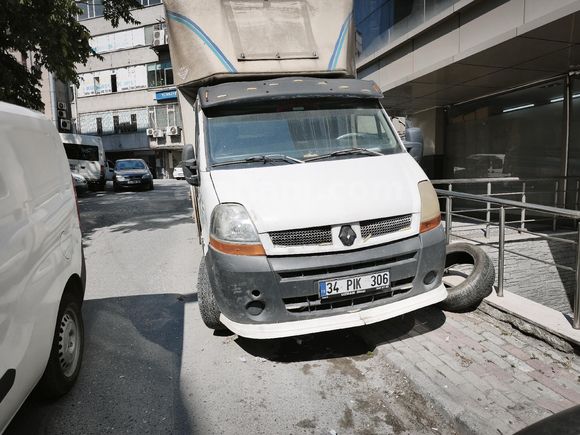 Galeriden Renault Master 2.5 DCi İstanbul