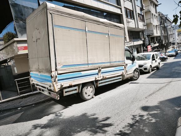 Galeriden Renault Master 2.5 DCi İstanbul