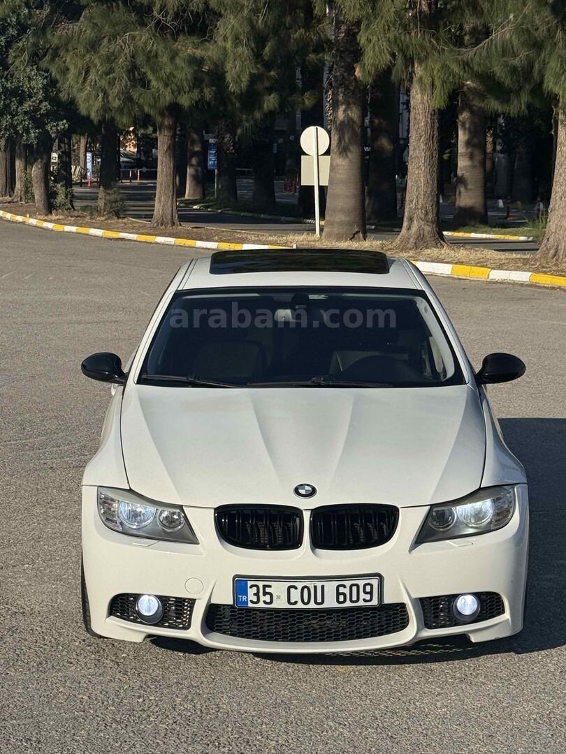 Galeriden BMW 3 Serisi 320d M Sport 2007 Model İzmir 291.000 km Beyaz 5