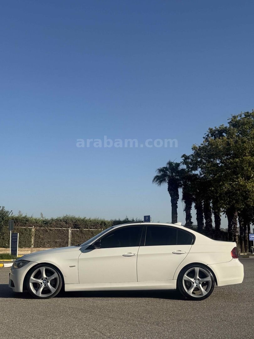 Galeriden BMW 3 Serisi 320d M Sport 2007 Model İzmir 291.000 km Beyaz 6