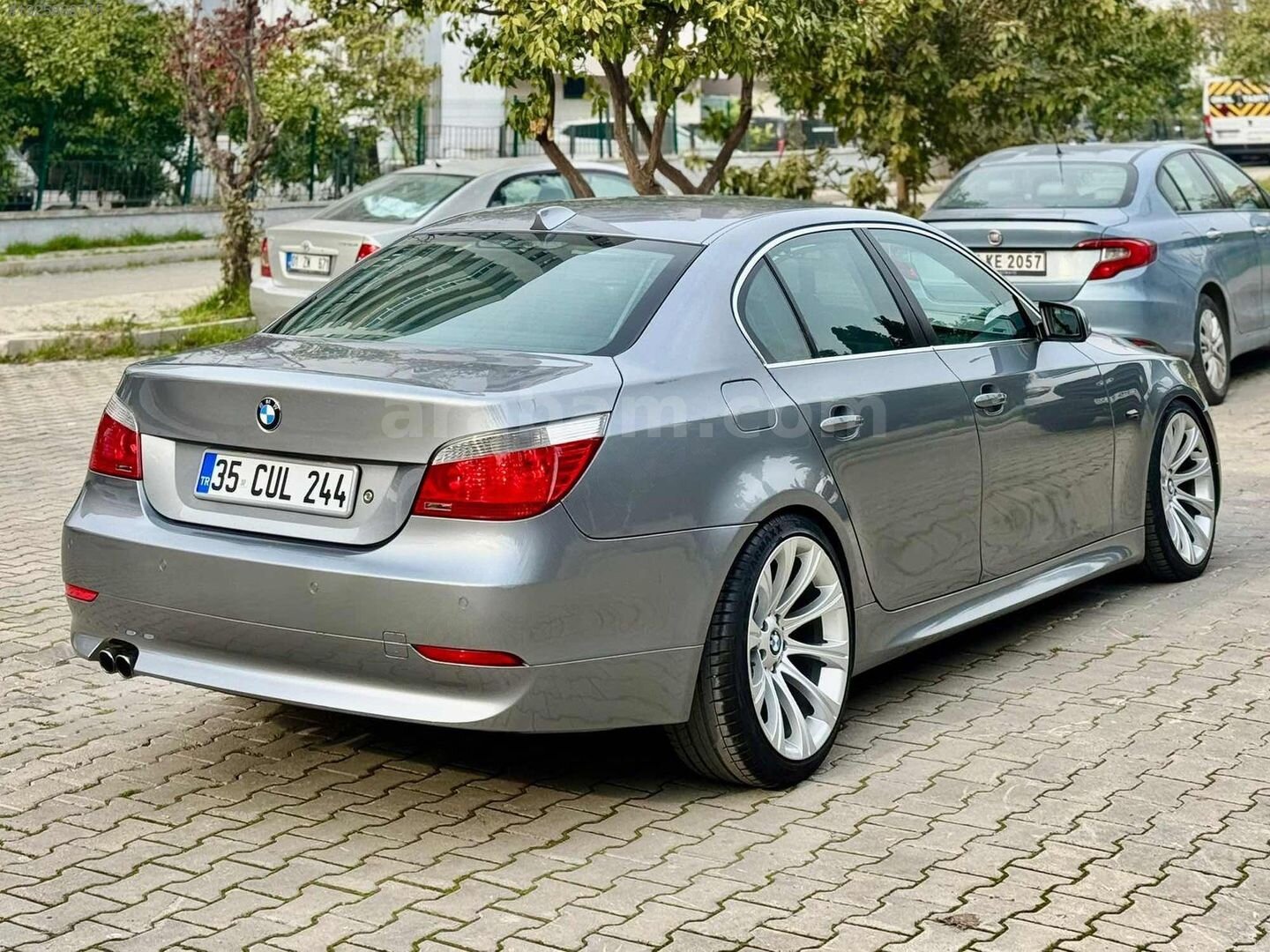Galeriden BMW 5 Serisi 520i Standart 2004 Model İzmir 141.880 km Gri 6