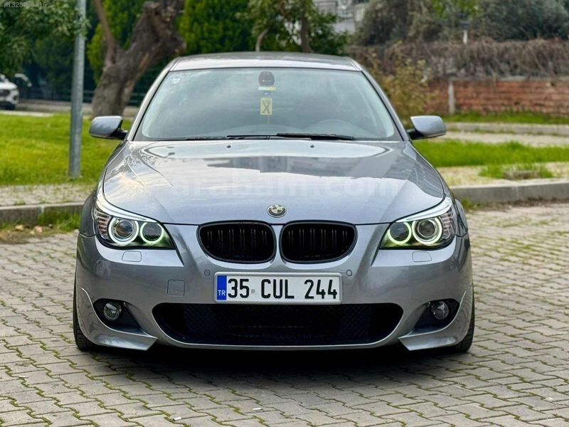 Galeriden BMW 5 Serisi 520i Standart 2004 Model İzmir 141.880 km Gri