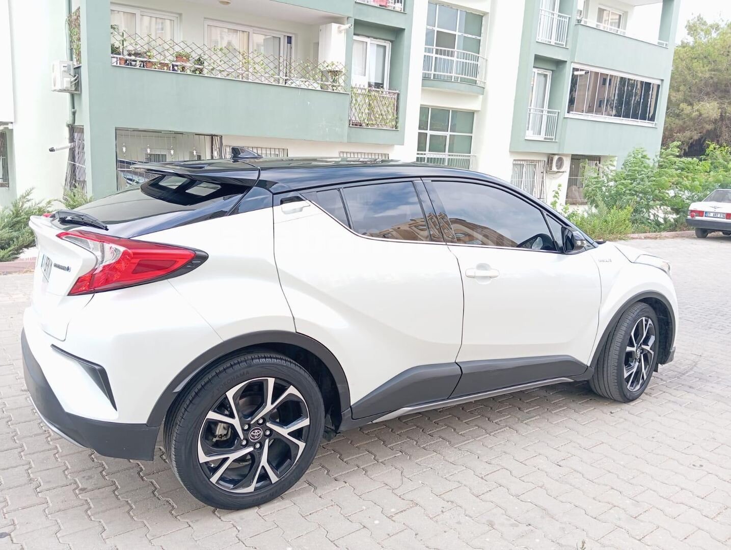 Toyota C-HR 1.8 Hybrid Dynamic 2018 Model Antalya 5