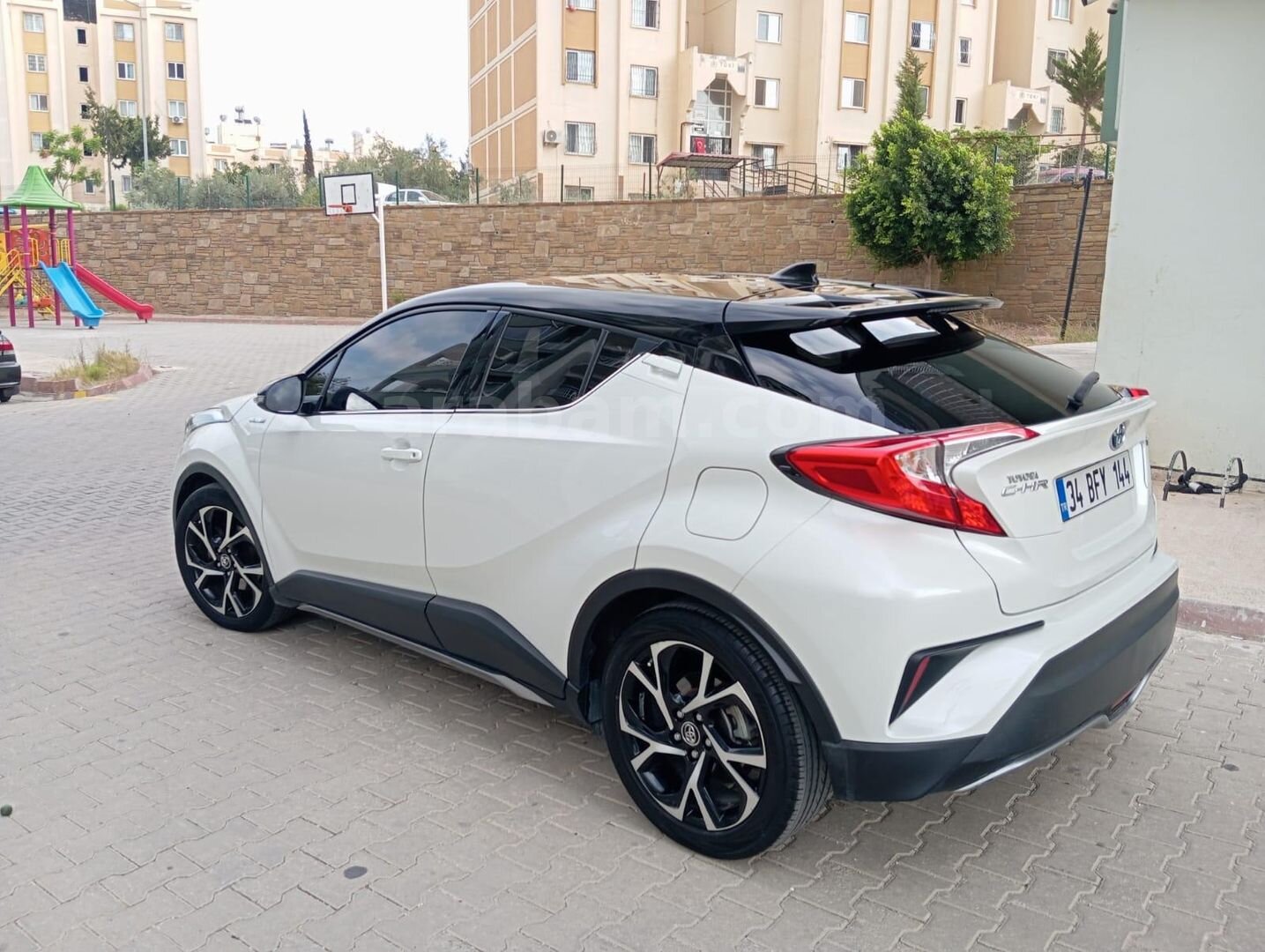 Toyota C-HR 1.8 Hybrid Dynamic 2018 Model Antalya 7