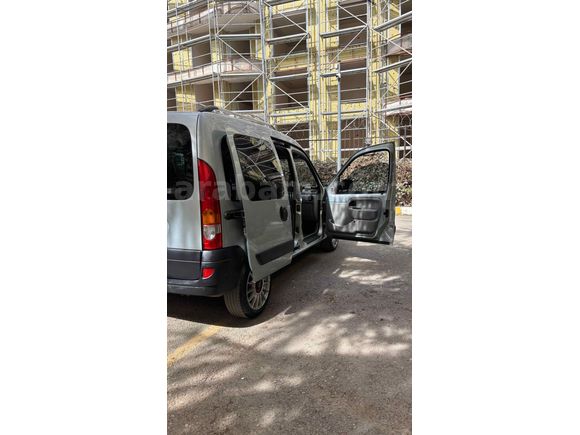 Sahibinden Renault Kangoo 1.5 dCi Expression 2004 Model 