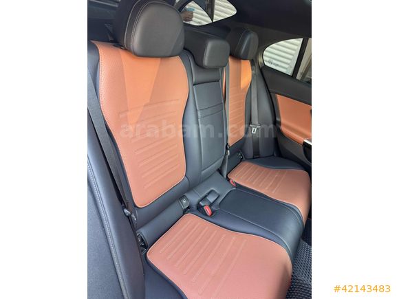 23 / 24 ÇIKIŞLI C200 AMG TABA+BURMASTER+360+FULL PPF HATASIZ