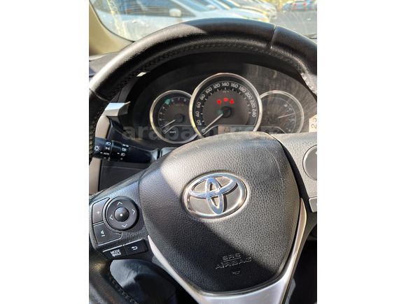 Sahibinden Toyota Corolla 1.6 Advance 2014 Model