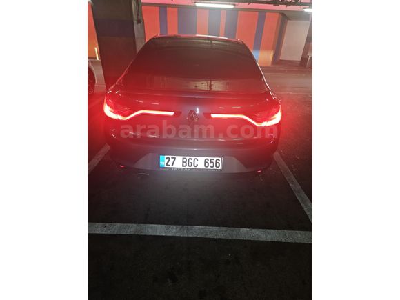 Sahibinden Renault Megane 1.5 Blue DCI Icon 2020 Model