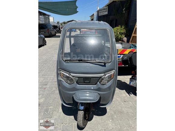 SKYJET İŞ ORTAĞINIZ HEM YUK HEMDE 4 KİŞİLİK MODELİ 3.000 MOTOR