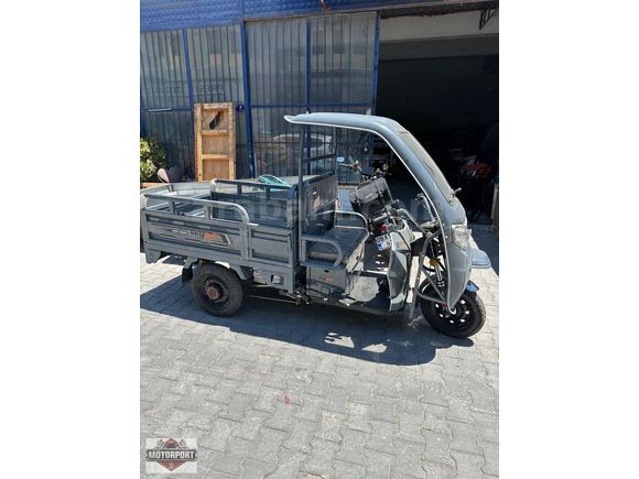 SKYJET İŞ ORTAĞINIZ HEM YUK HEMDE 4 KİŞİLİK MODELİ 3.000 MOTOR