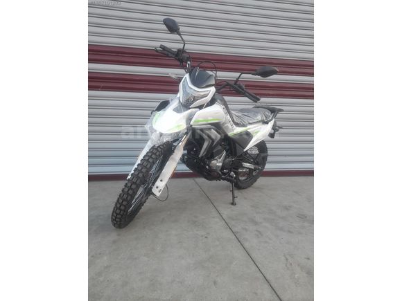 Şahlar motor'dan Cf moto 2026 dual 250 cross