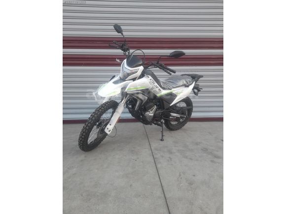 Şahlar motor'dan Cf moto 2026 dual 250 cross