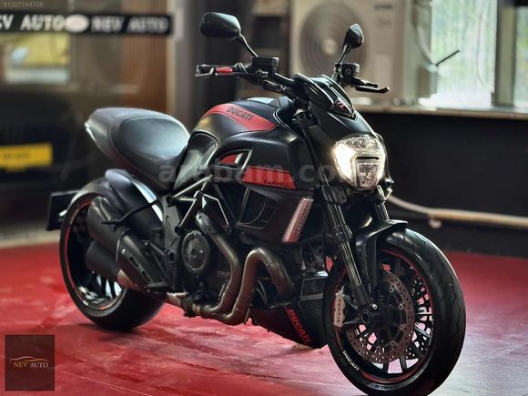 NEV AUTO'dan DUCATİ DİAVEL DARK 2015 ÇOK TEMİZ