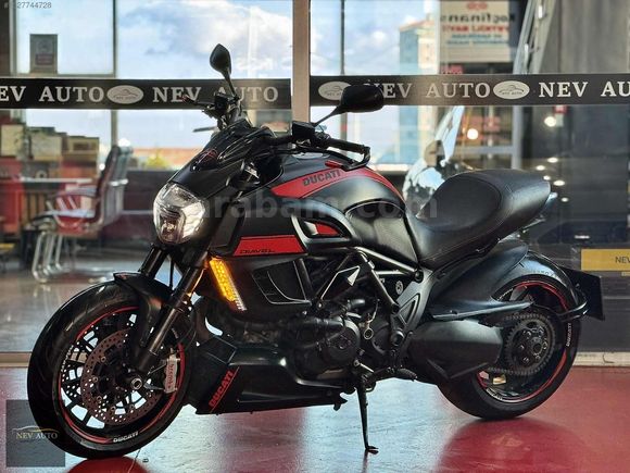 NEV AUTO'dan DUCATİ DİAVEL DARK 2015 ÇOK TEMİZ
