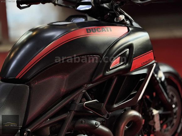 NEV AUTO'dan DUCATİ DİAVEL DARK 2015 ÇOK TEMİZ