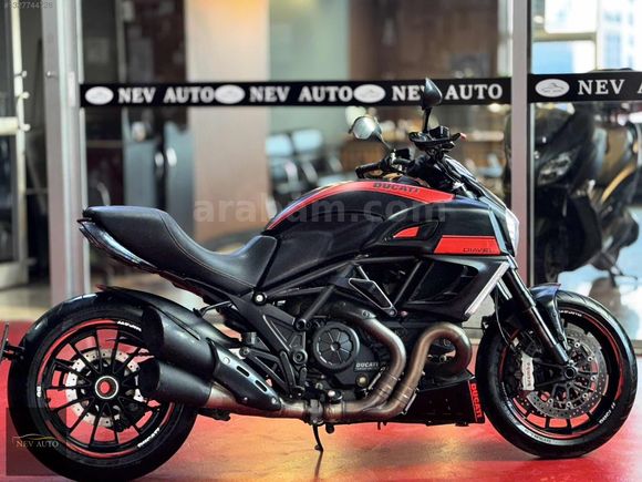NEV AUTO'dan DUCATİ DİAVEL DARK 2015 ÇOK TEMİZ