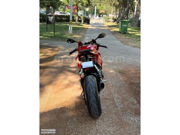 MotoFinans'tan Ducati Panigale V2