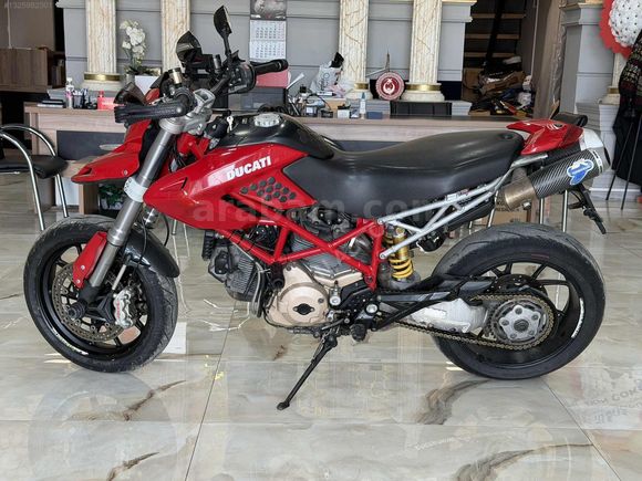 AKIN AUTO'DAN DUCATI 1100 SP