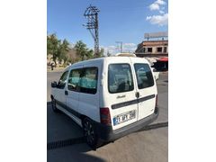 OTOMOBİL RUHSATLI BERLİNGO
