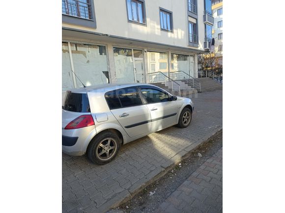 Sahibinden Renault Megane 1.4 Expression 2006 Model