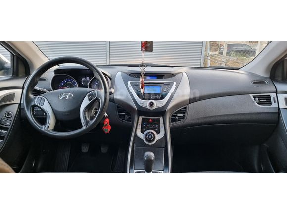 Sahibinden Hyundai Elantra 1.6 D-CVVT Mode 2012 Model
