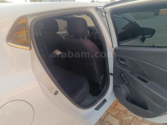 RENAULT CLİO 4