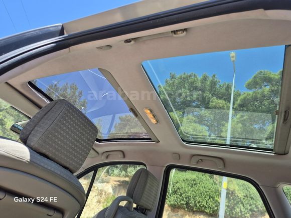 Sahibinden Renault Scenic 1.6 Privilege 2006 Model