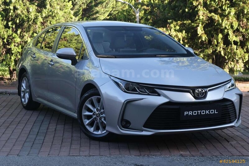 Galeriden Toyota Corolla 1.5 Dream 2022 Model Ankara 28.000 km Gri