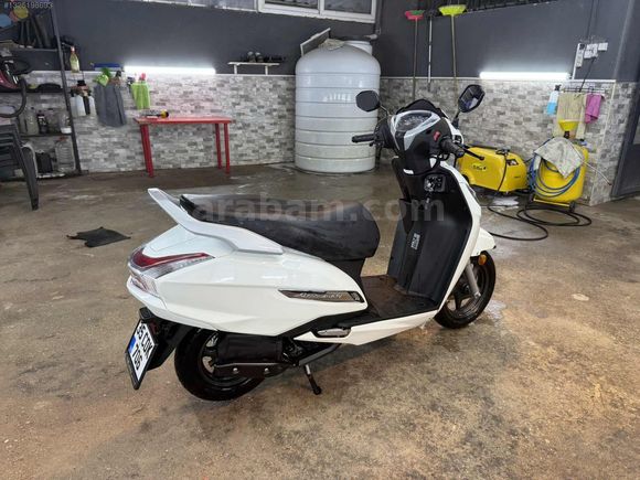 EVRENSEL AUTO'DAN DÜŞÜK KM HONDA ACTİVA 125 CC