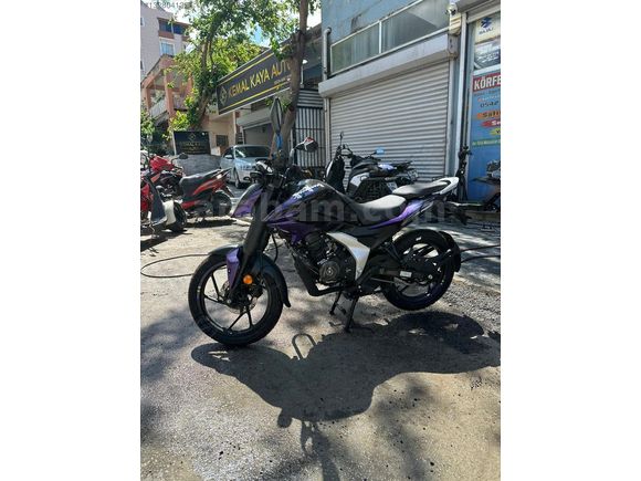 BAJAJ PULSAR N125