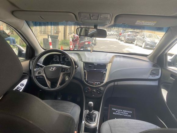 Sahibinden Hyundai Accent Blue 1.6 CRDI Mode Plus 2015 Model 
