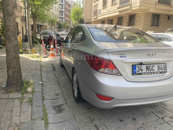 Sahibinden Hyundai Accent Blue 1.6 CRDI Mode Plus 2015 Model 
