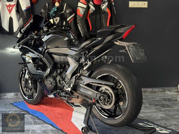 GÜN AUTO'DAN YAMAHA R7 2022 MODEL TERTEMİZ