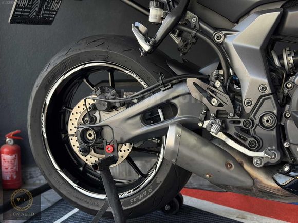 GÜN AUTO'DAN YAMAHA R7 2022 MODEL TERTEMİZ