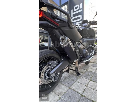 HALF MOTO 2023 HONDA XADV 750 AKRAPOVİÇ