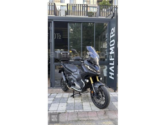 HALF MOTO 2023 HONDA XADV 750 AKRAPOVİÇ