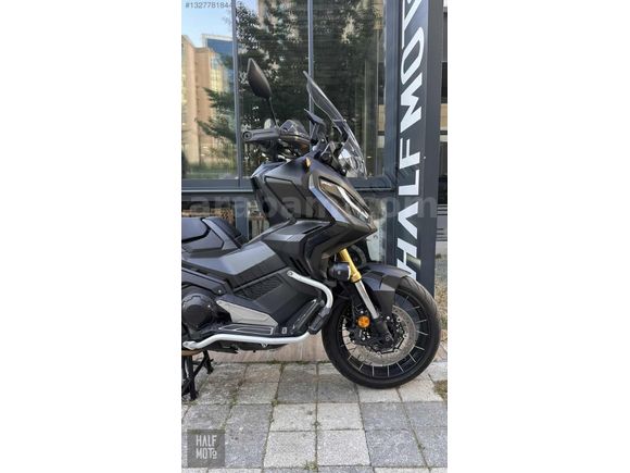 HALF MOTO 2023 HONDA XADV 750 AKRAPOVİÇ
