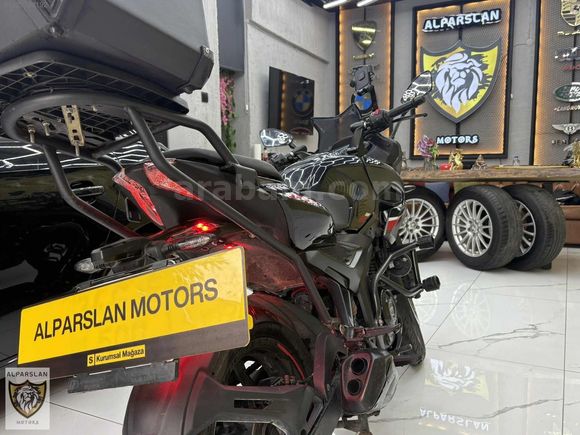 2023 MODEL BAJAJ PULSAR F 250