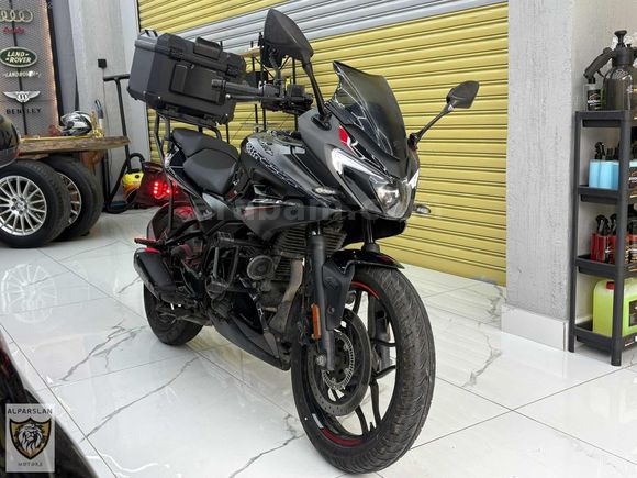 2023 MODEL BAJAJ PULSAR F 250