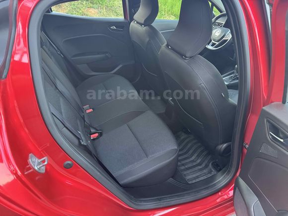 Hatasız!! 2023 Renault Clio 1.0 TCe Touch 6.500 KM