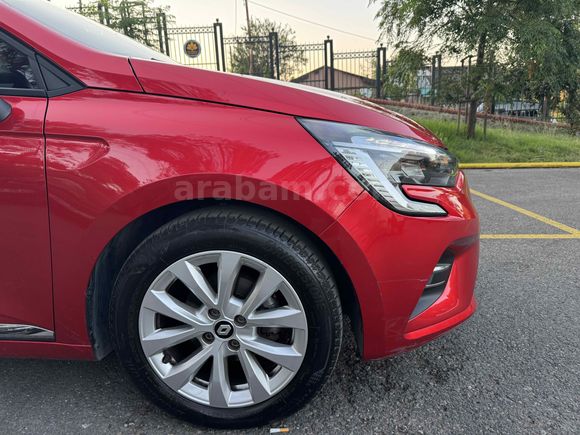 Hatasız!! 2023 Renault Clio 1.0 TCe Touch 6.500 KM