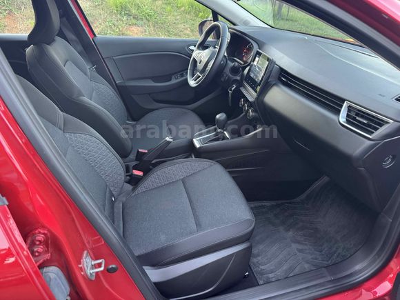 Hatasız!! 2023 Renault Clio 1.0 TCe Touch 6.500 KM