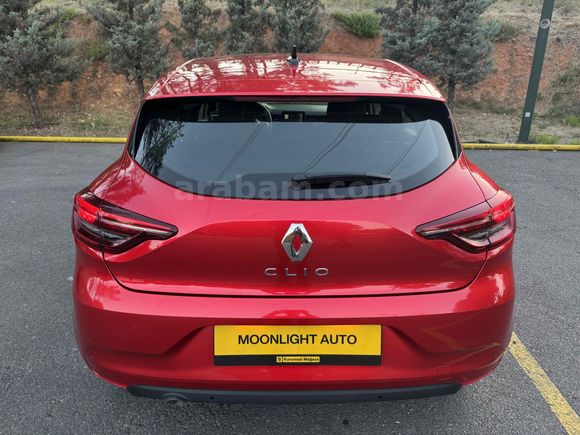Hatasız!! 2023 Renault Clio 1.0 TCe Touch 6.500 KM