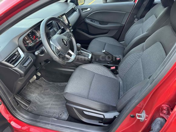 Hatasız!! 2023 Renault Clio 1.0 TCe Touch 6.500 KM