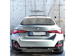 BMW G26 M440i 440 DİFÜZÖR + KARE EGZOZ PARLAK SİYAH/KROM TAİWAN