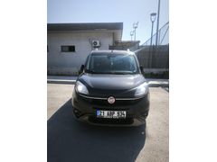 Sahibinden Fiat Doblo Combi 1.6 Multijet 20.Yıl Özel Seri 2020 Model İstanbul 165.000 km Siyah