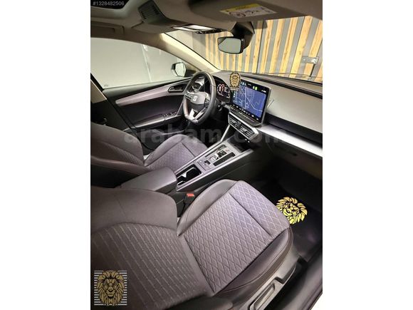 2025**SEAT LEON**1.5**PLUG-İN HYBRİD**204hp**HATASIZ**FR