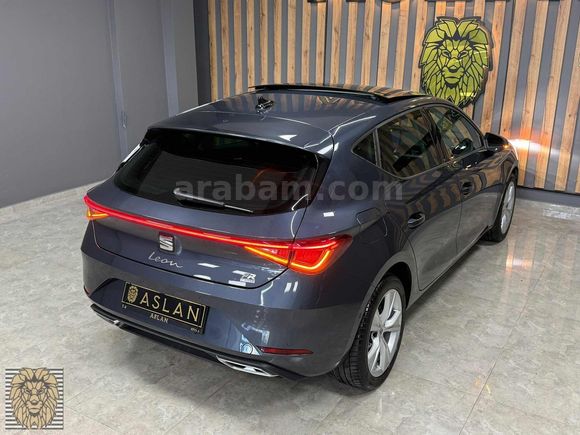 2025**SEAT LEON**1.5**PLUG-İN HYBRİD**204hp**HATASIZ**FR